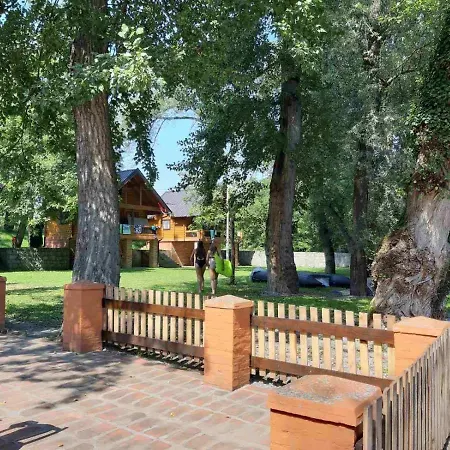 Etno Selo Bok Bed & Breakfast *