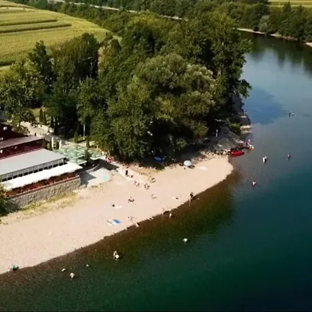 Bed & Breakfast Etno Selo Bok Vrhpolje
