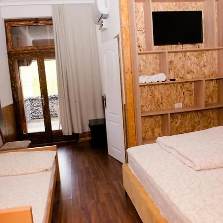 Etno Selo Bok Bed & Breakfast *