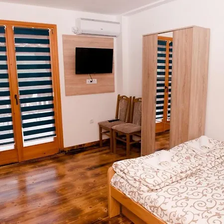 Etno Selo Bok Bed & Breakfast Vrhpolje