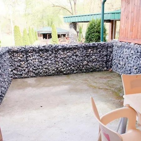 Etno Selo Bok Bed & Breakfast *